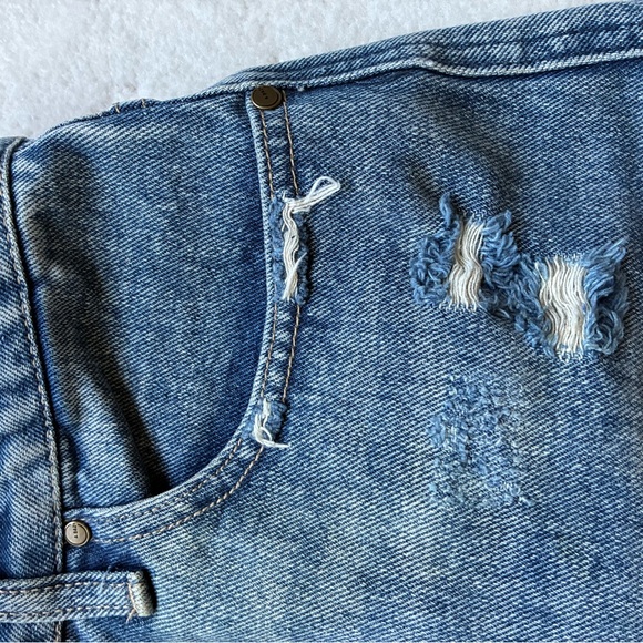 American Bazi Blue Distressed Mini Skirt - Picture 3 of 4